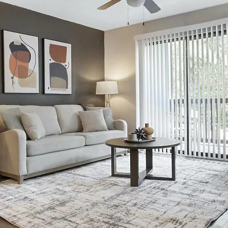 Landing At Perry Street Lofts - 1 Bedroom In Petersburg